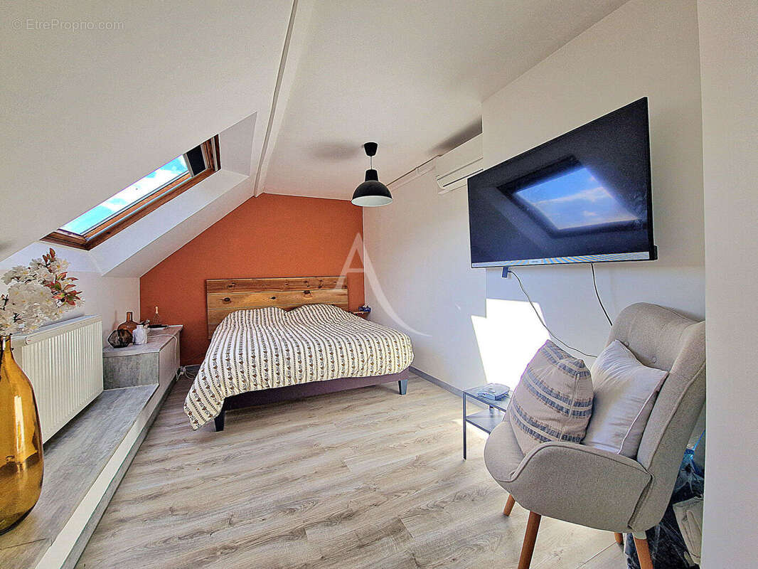 Maison à CHATEAUNEUF-SUR-SARTHE