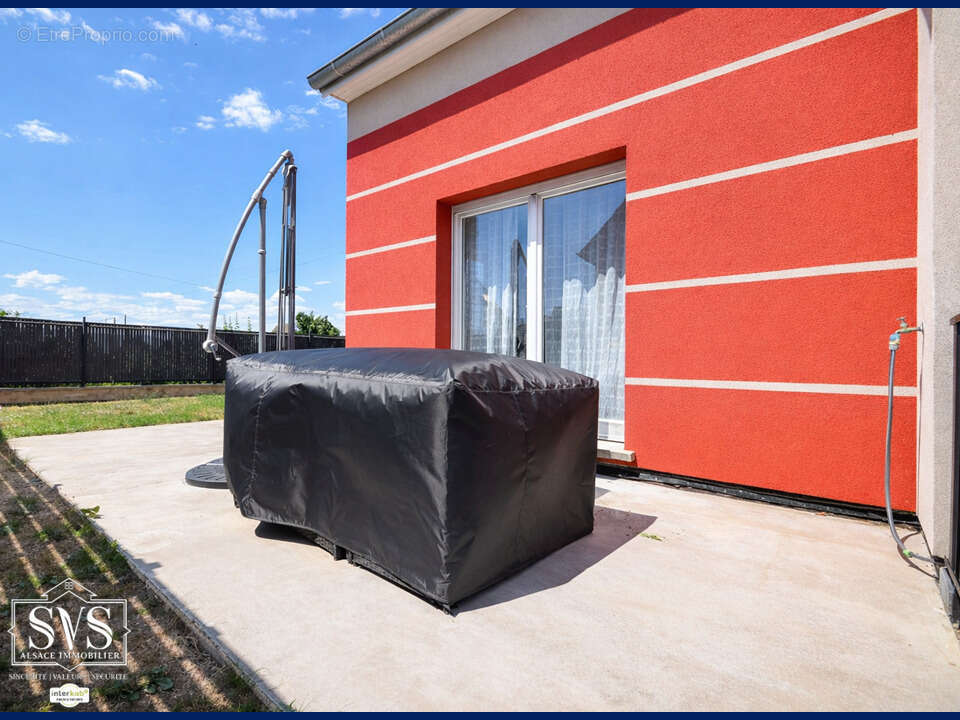 Maison individuelle (2018) - 5 pièces dont 3 chambres - 77,01 m2   Jardin & terrasse   Sous-sol complet   Gara - photo 7