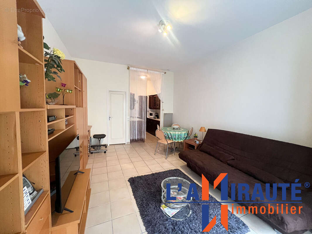 Appartement à SARTROUVILLE