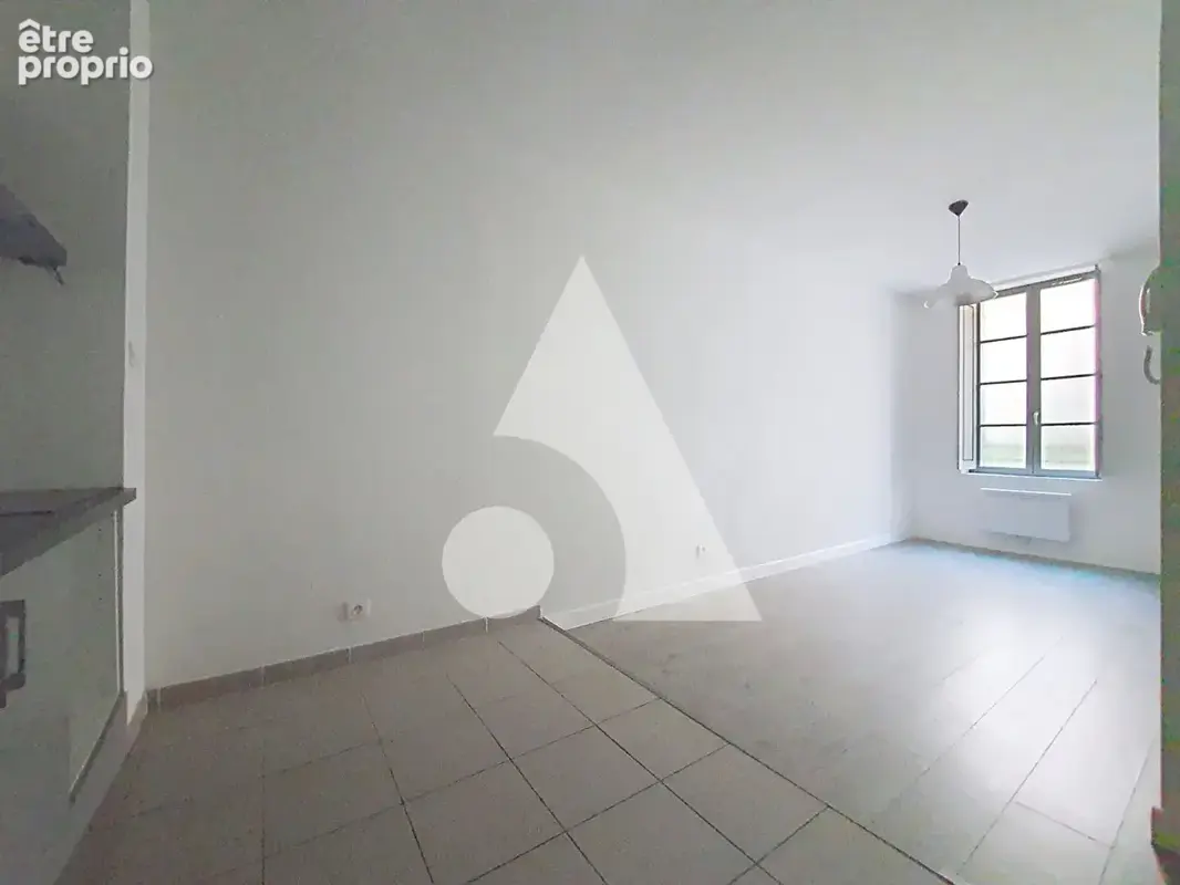 Agde centre  maison rénovée 78 m² -2 chambres - sans copropriété - 90 000 - photo 5