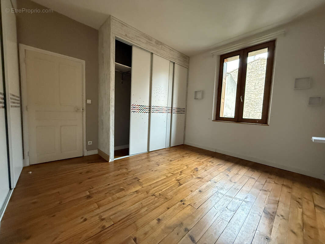 Vente appartement de type 4 avec remise Millau - photo 8