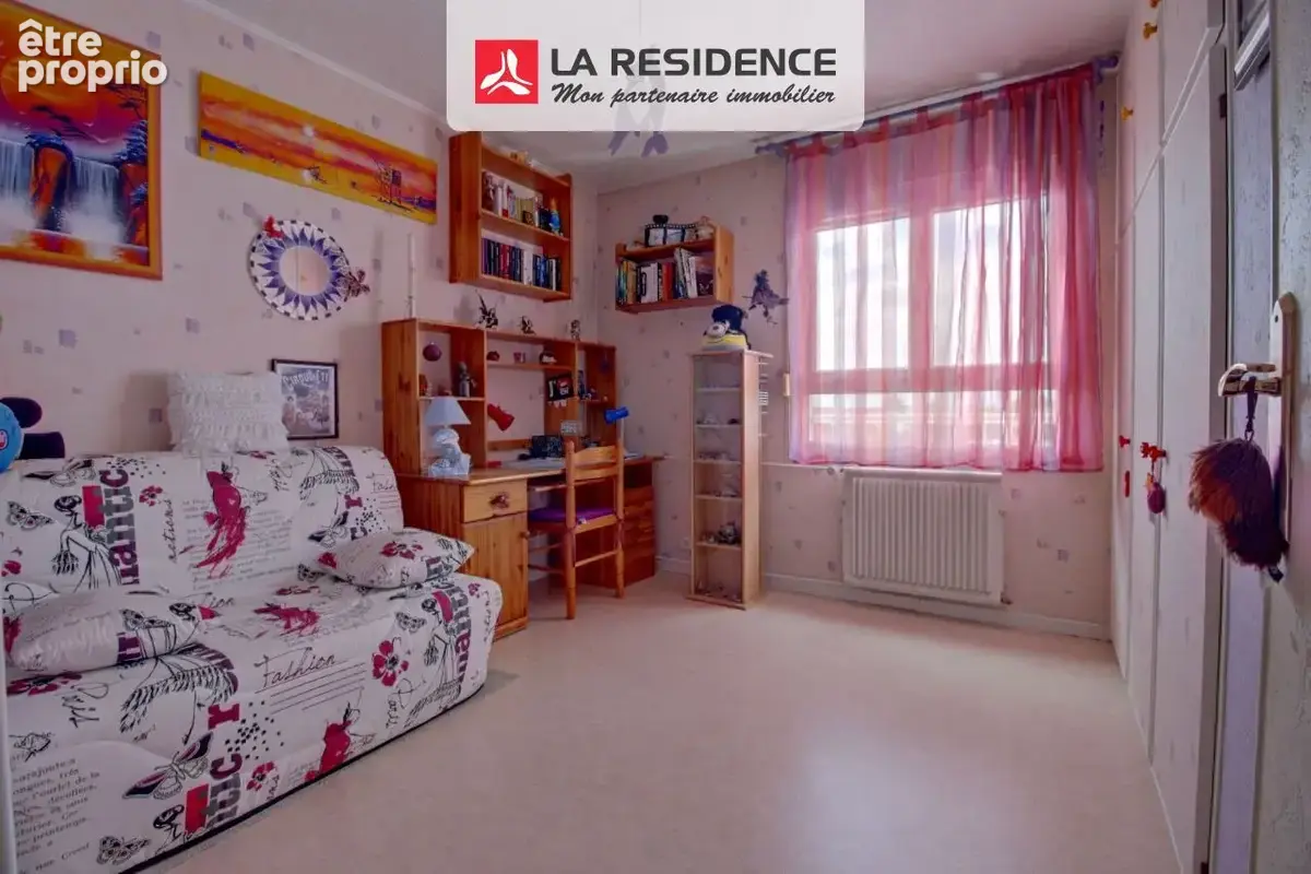Appartement 5 pièces 87 m² à vendre à Sartrouville (78500) - photo 9