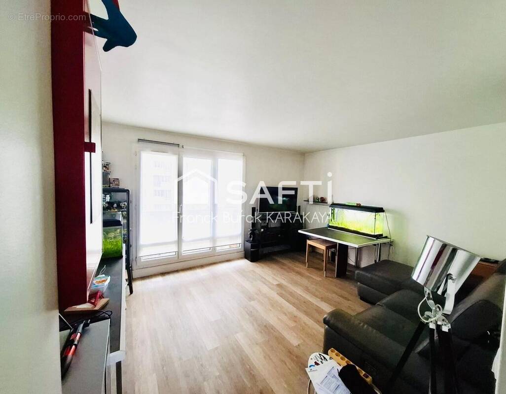 Photo 1 - Appartement à GAGNY