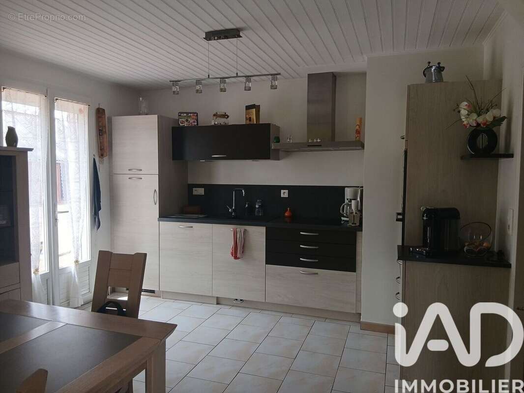 Maison 112 m² à Blou  - photo 3