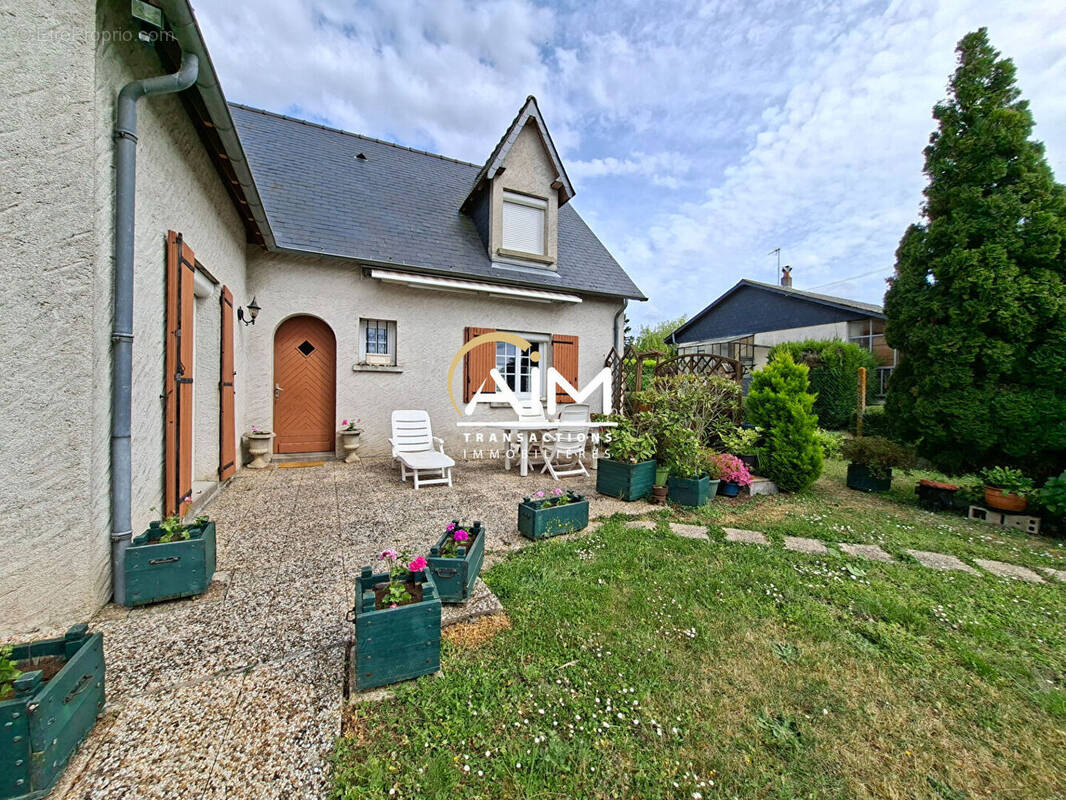 Maison à MONTLOUIS-SUR-LOIRE