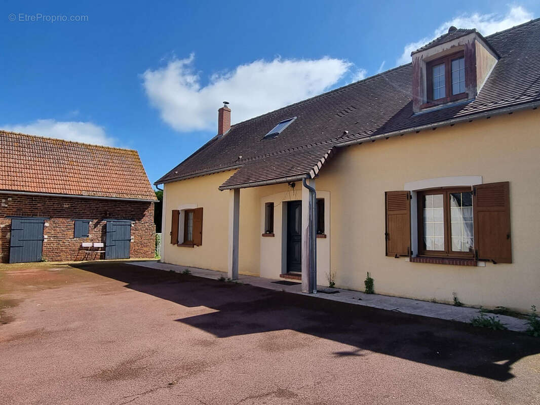 Maison à LA BOURDINIERE-SAINT-LOUP