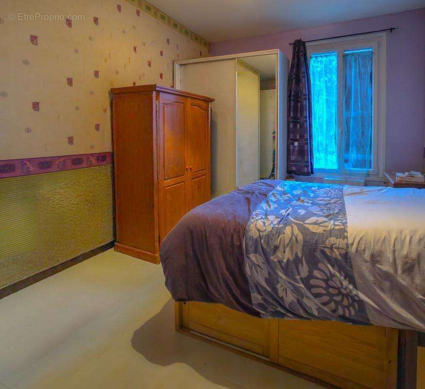 Maison à NEUILLE-PONT-PIERRE