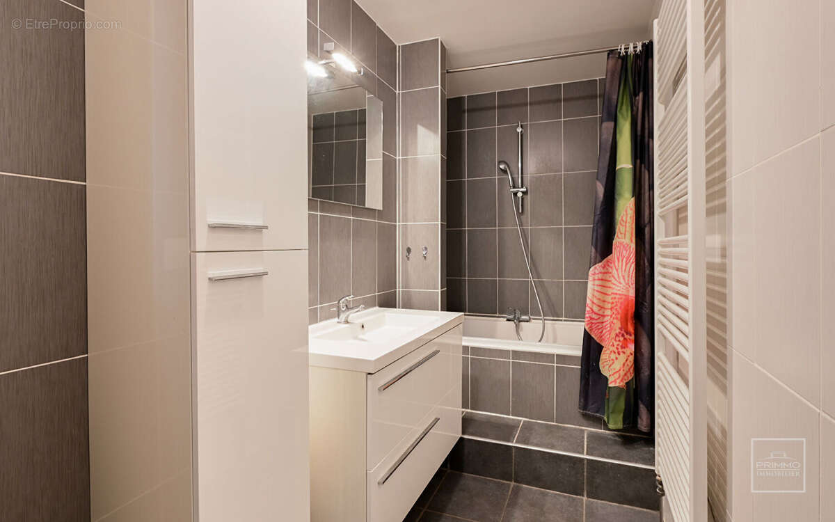Appartement à ANSE