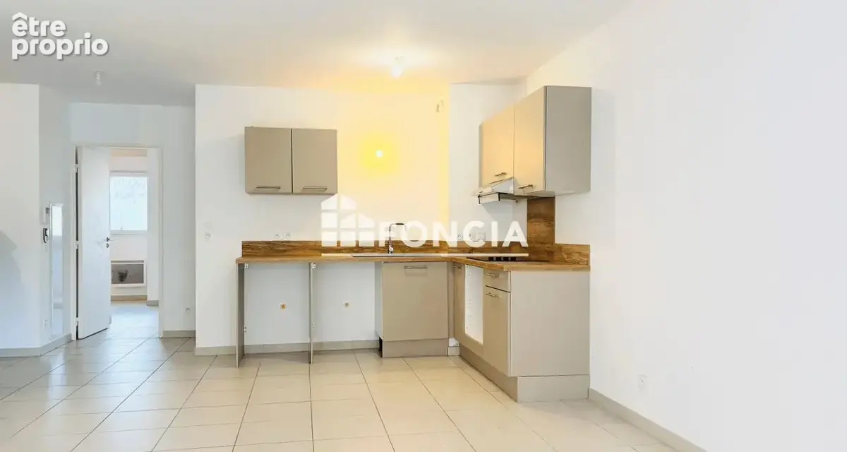 Appartement à VILLENEUVE-LOUBET