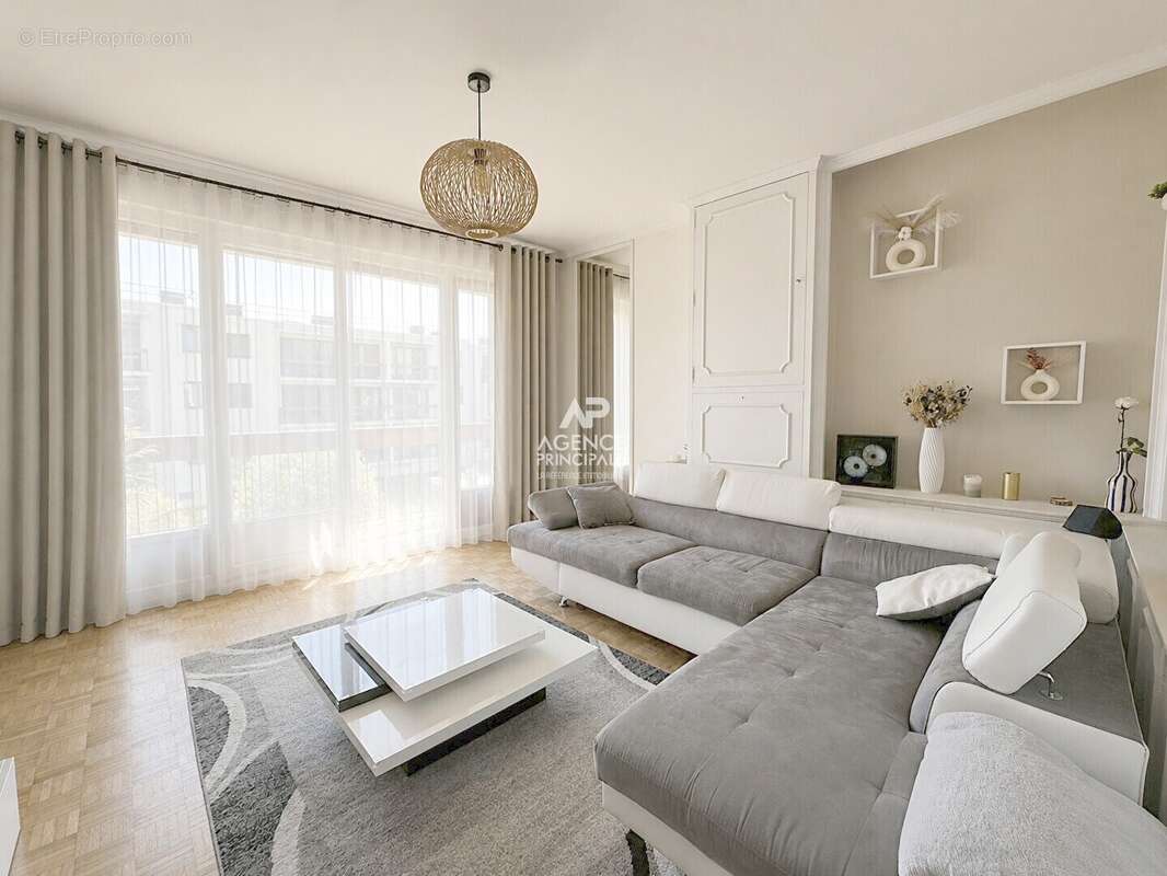 Appartement à CHAVILLE