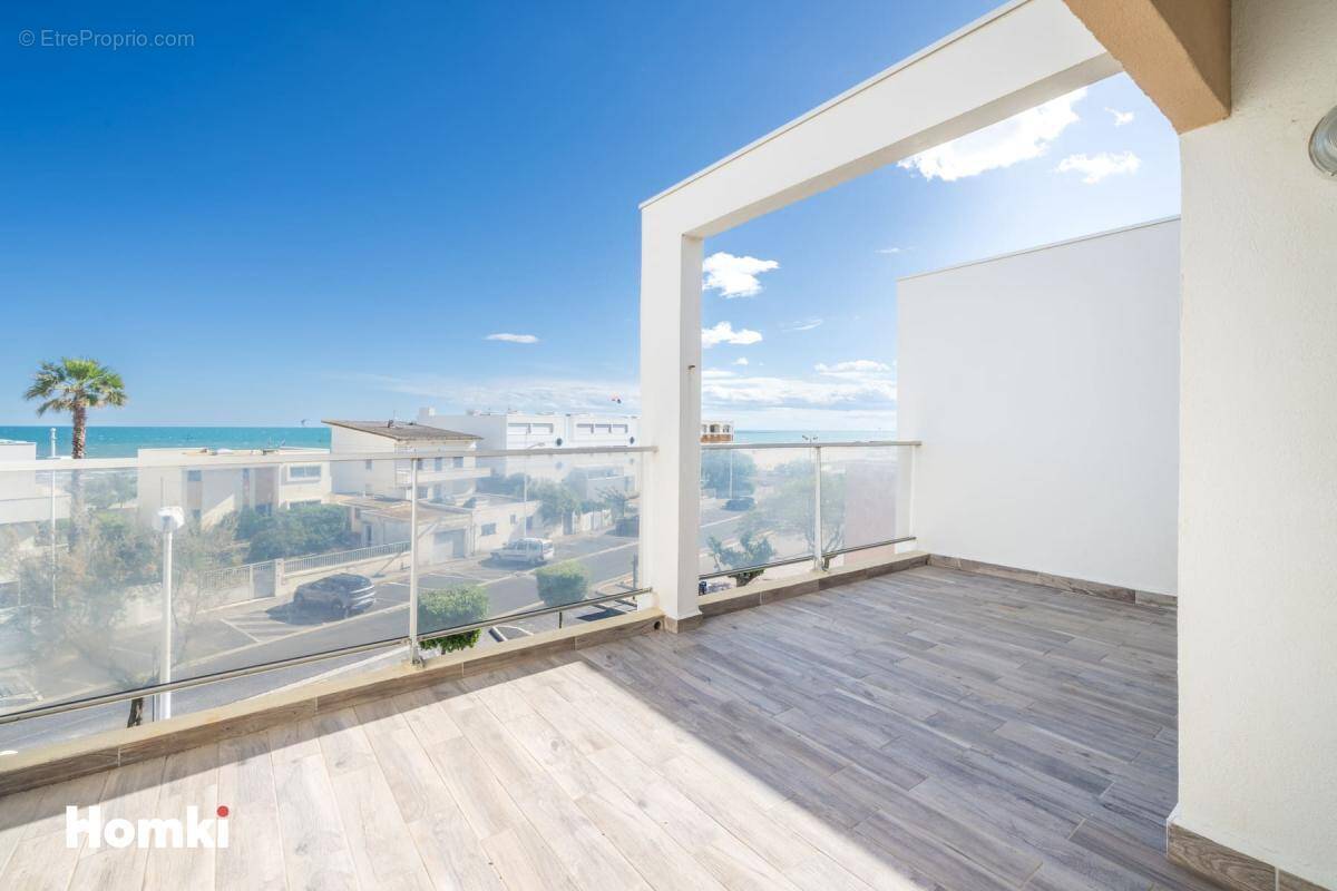 Appartement à MAUGUIO