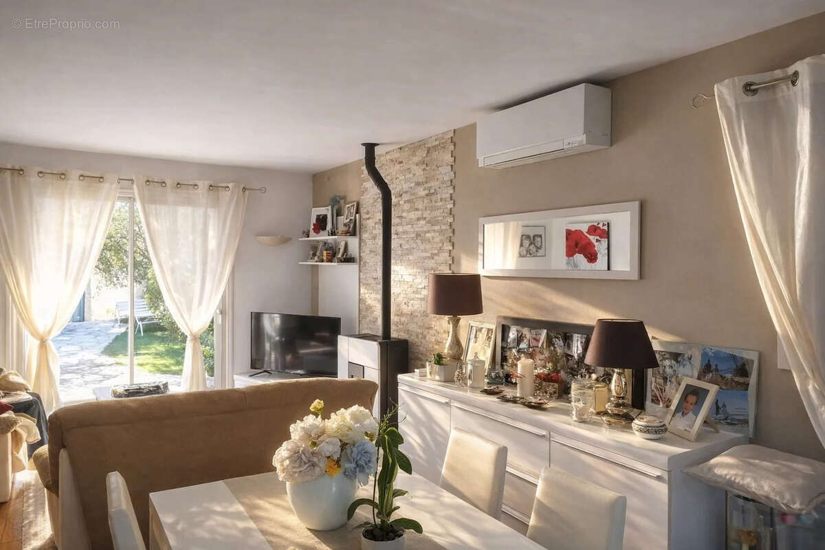 Maison à COGOLIN