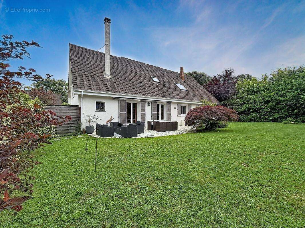 Maison à CHEVREUSE