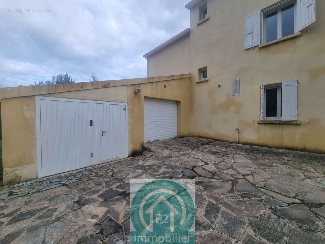 Grande propriété de 190m2 avec 19580m2 de terrain, à Santa Maria Poggio - photo 20