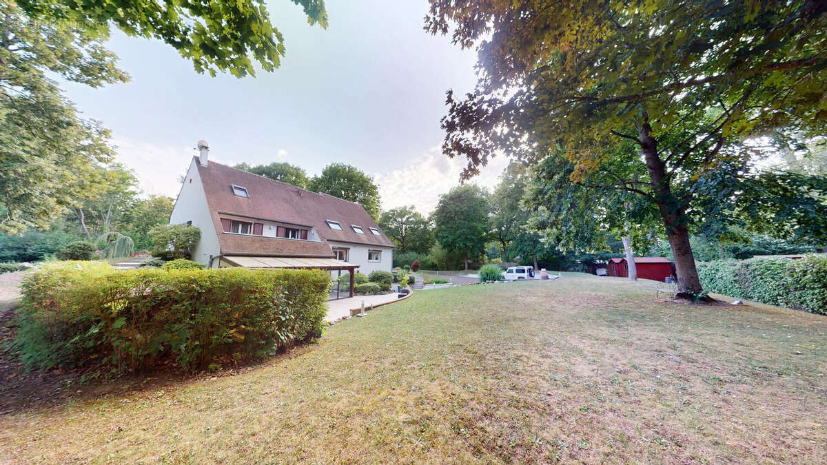 Maison à LAGNY-SUR-MARNE