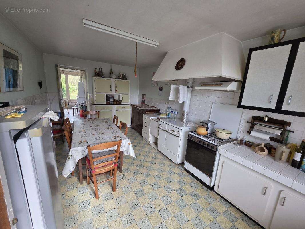 Maison à LIGNAC