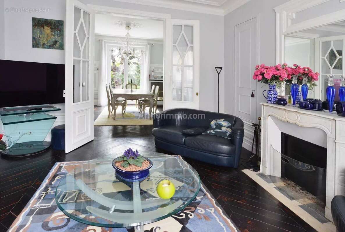 Maison à NOGENT-SUR-MARNE