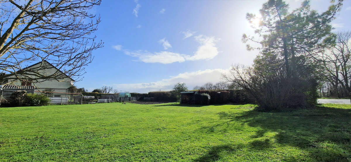 Terrain à bâtir de 800 m2 - Osmanville - photo 2