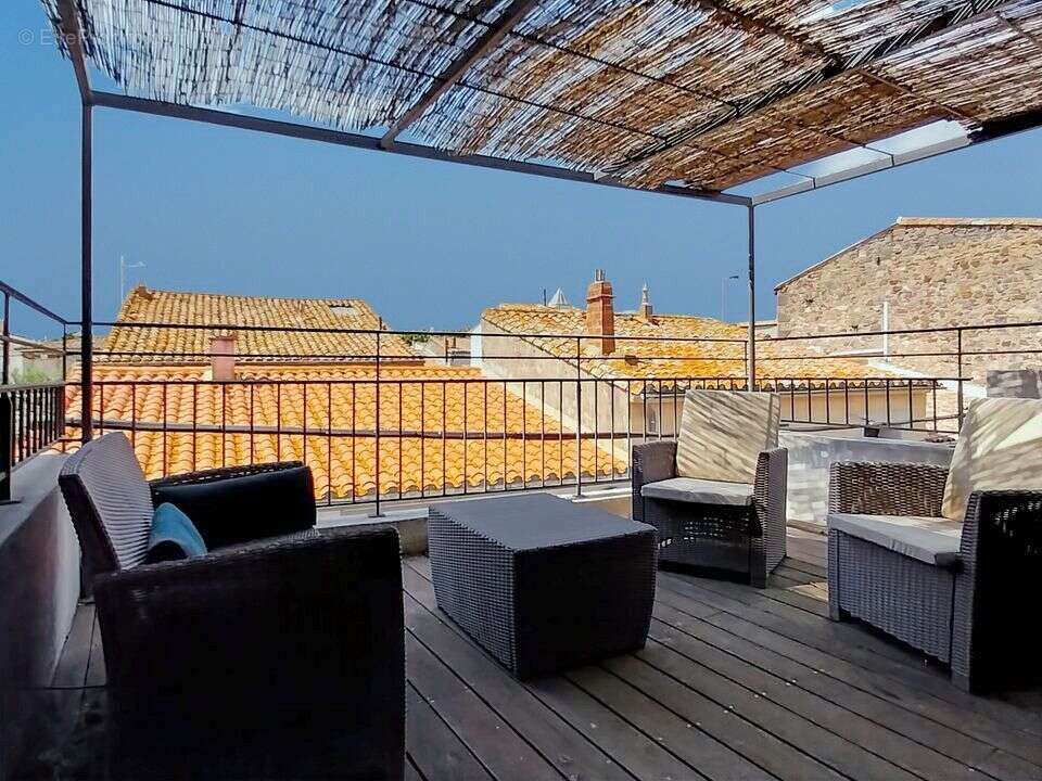 Vente belle maison de ville à Marseillan avec chambres suites et terrasse tropézienne - photo 3