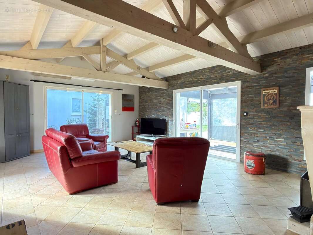 Maison à DOMPIERRE-SUR-MER