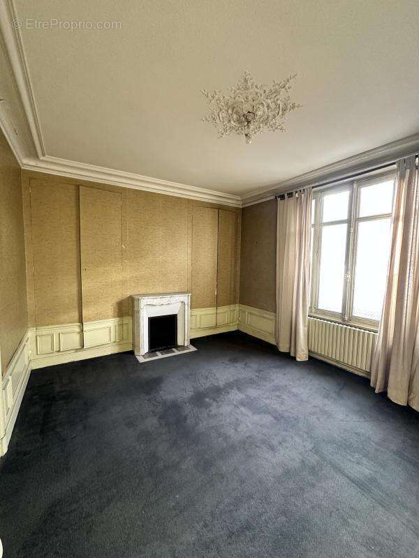 Maison à FLEURY-LES-AUBRAIS