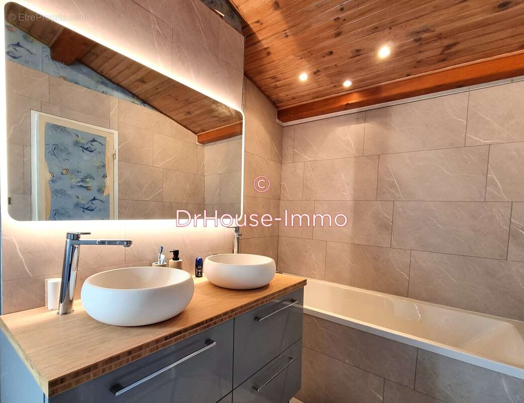 Maison à ROSIERES-AUX-SALINES