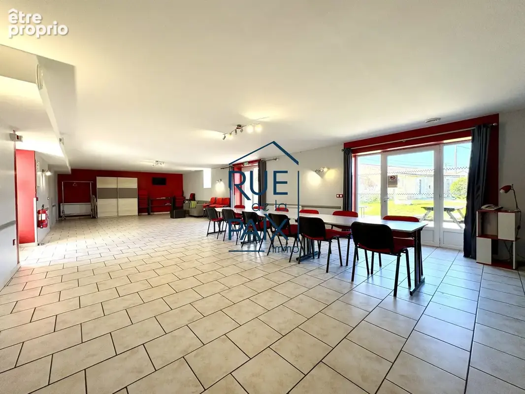 Maison 6 pièces 308 m² à vendre à Quincay (86190) - photo 2