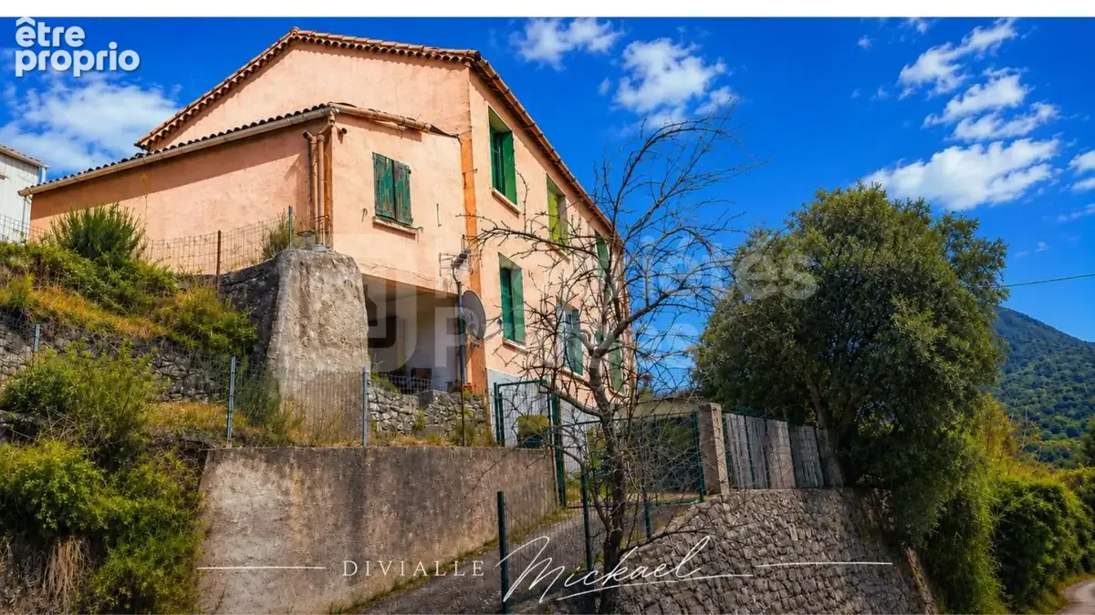 Maison à QUILLAN