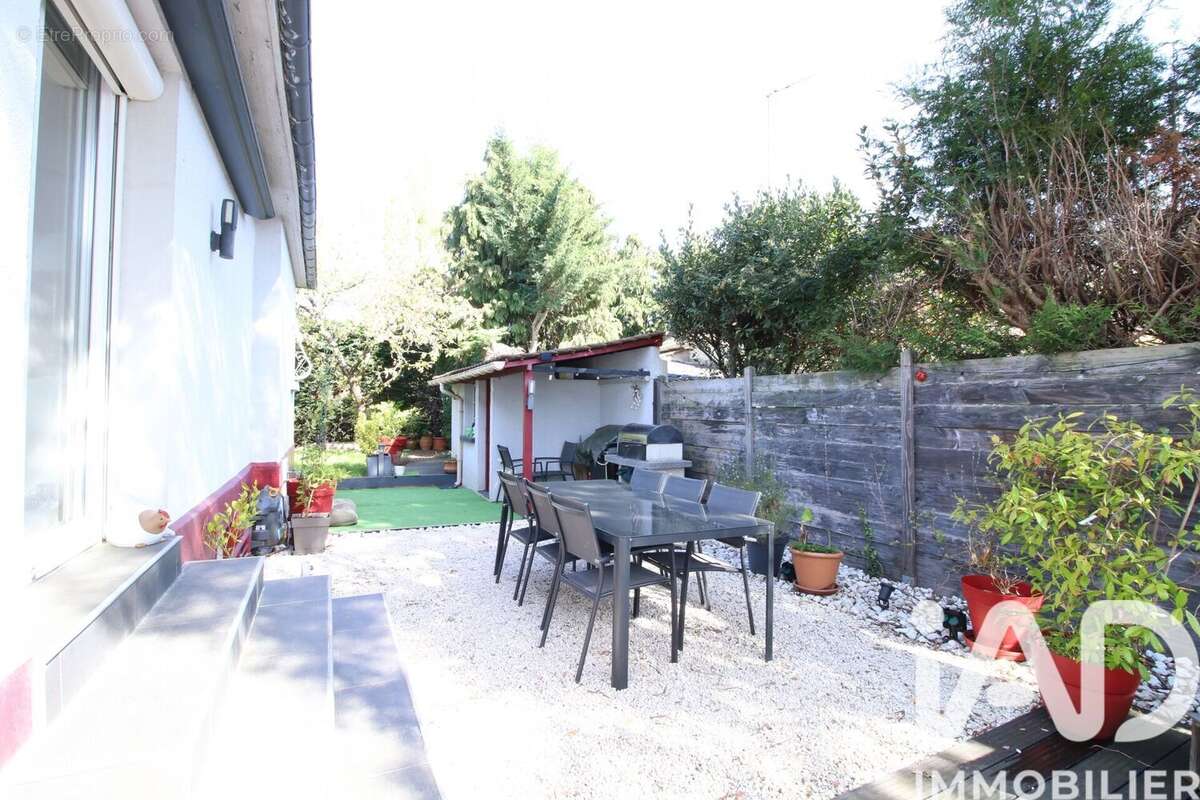 Photo 3 - Maison à MASSY