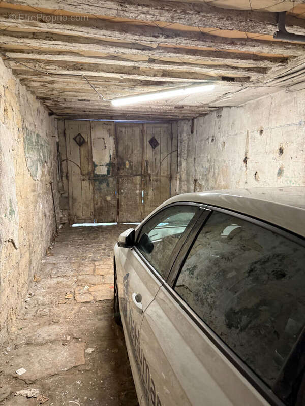 Commerce à SAINT-GERMAIN-EN-LAYE