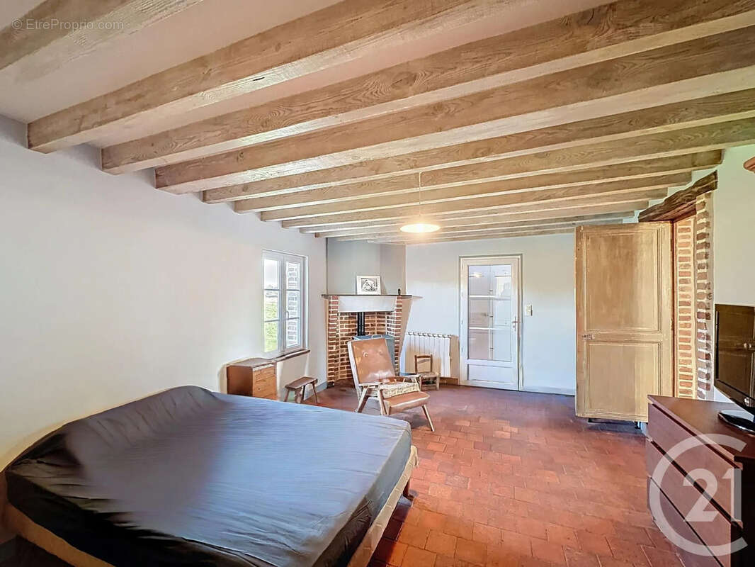 Maison à MENESTREAU-EN-VILLETTE