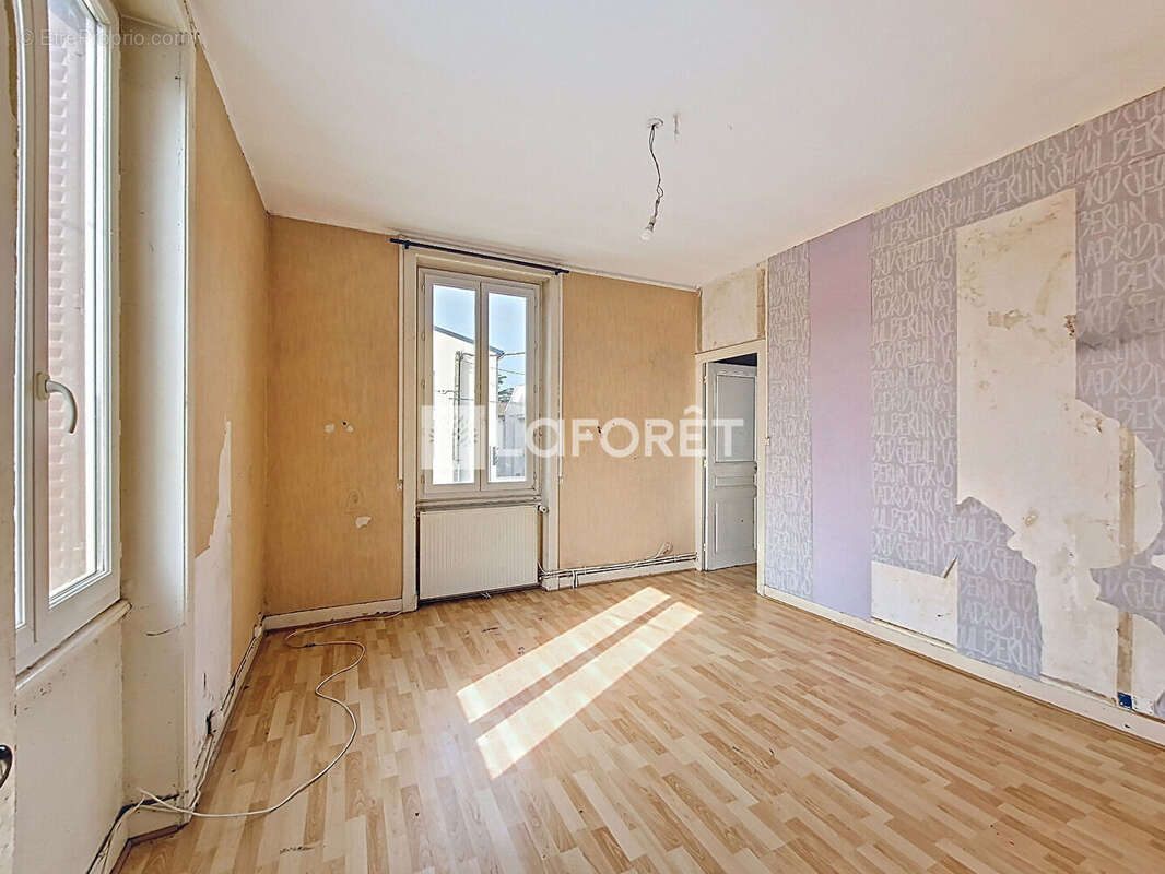 Maison à RILLIEUX-LA-PAPE