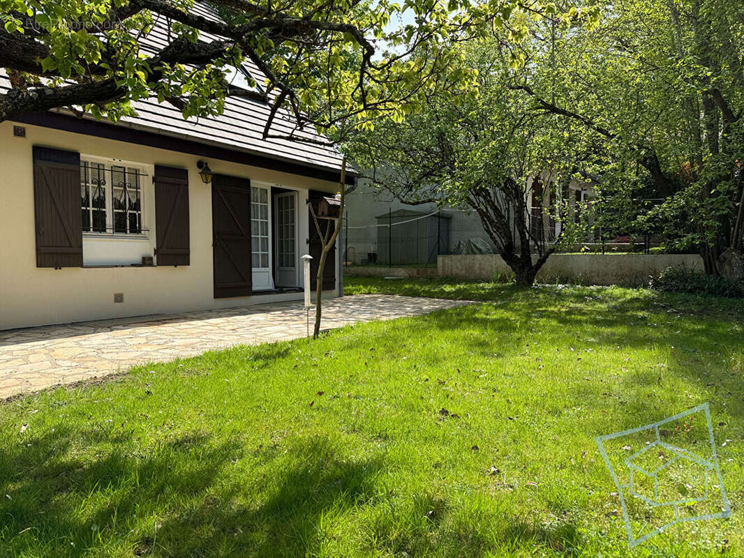 Maison à CHEVREUSE