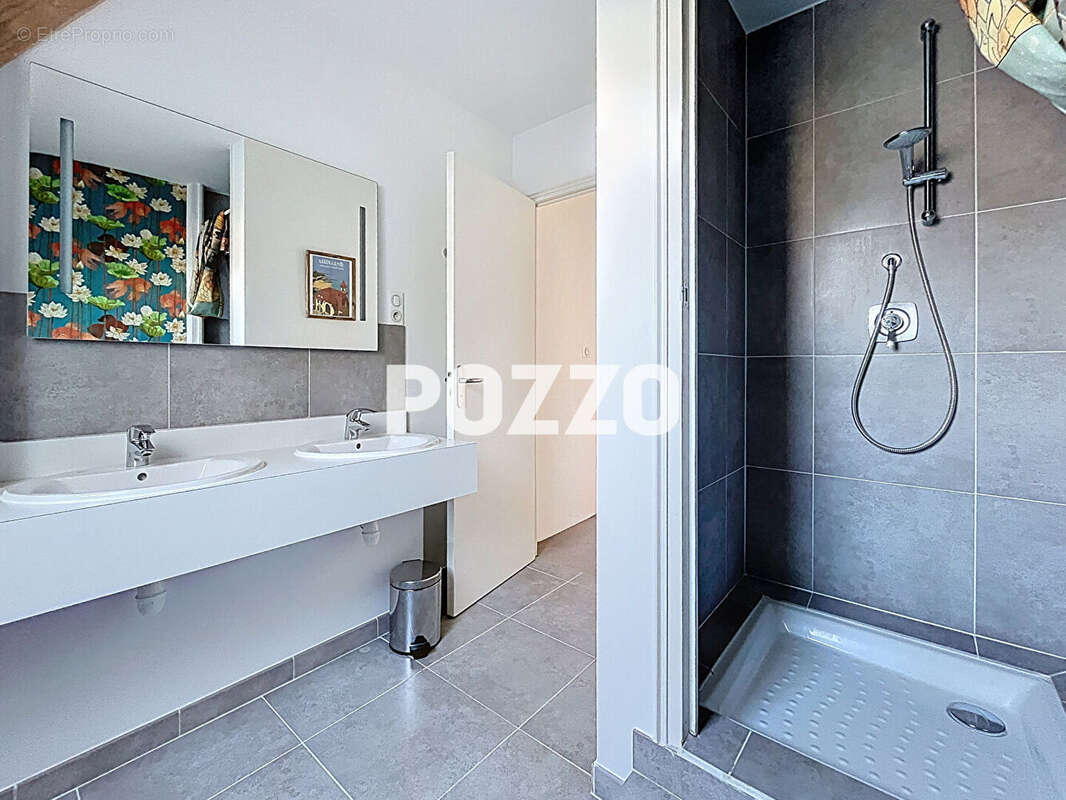 Maison Granville 9 pièce(s) 260 m2 - VUE MER - PISCINE - 7 CHAMBRES - MANDAT CLE - photo 14