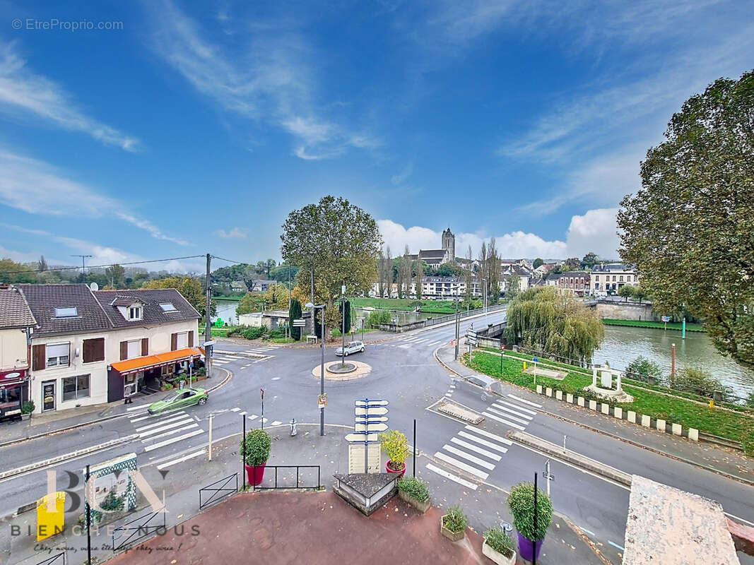 Appartement à PERSAN