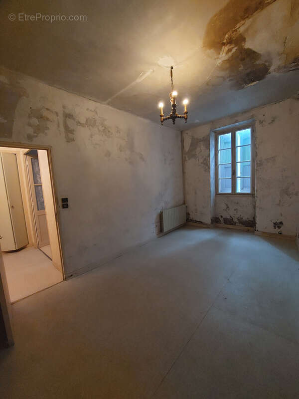 Maison à SAINT-AFFRIQUE