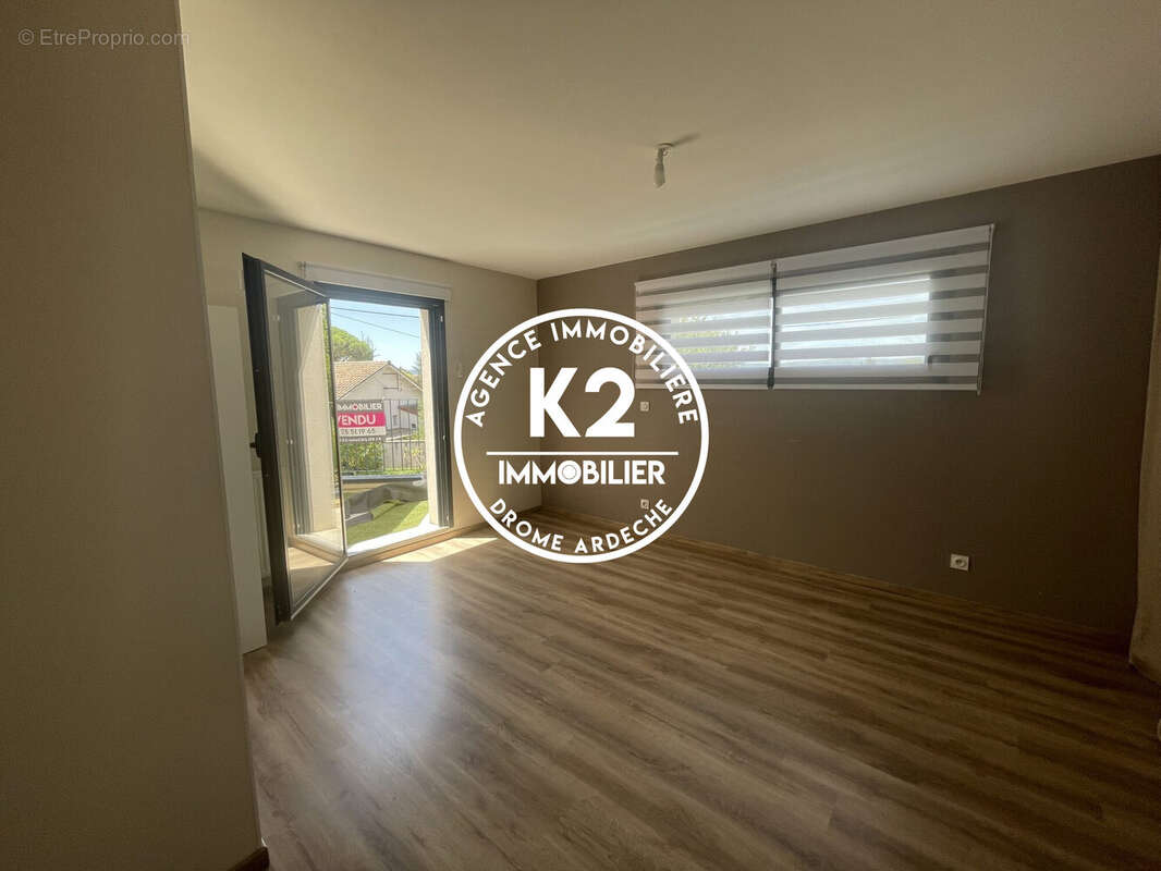 Maison 145 m² à Montelimar  - photo 7