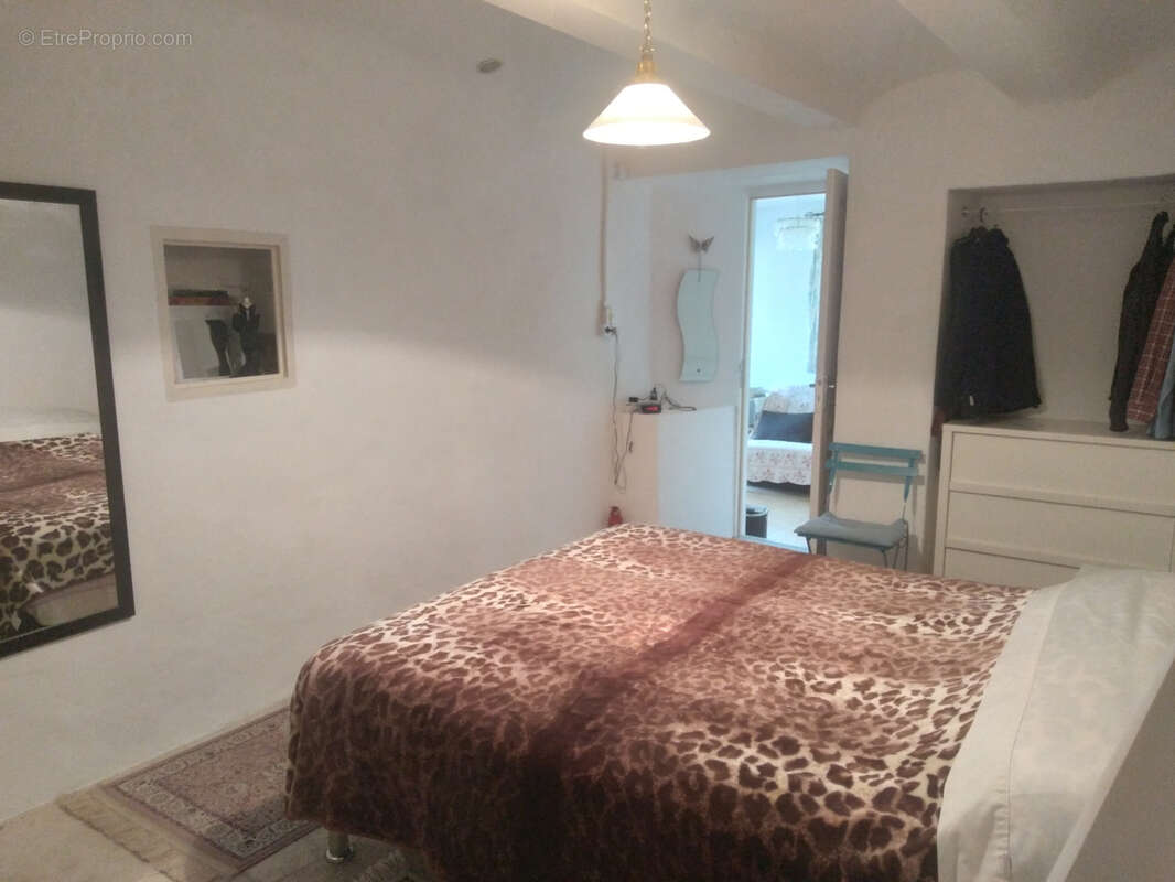 Maison à SAINT-JEAN-DU-PIN