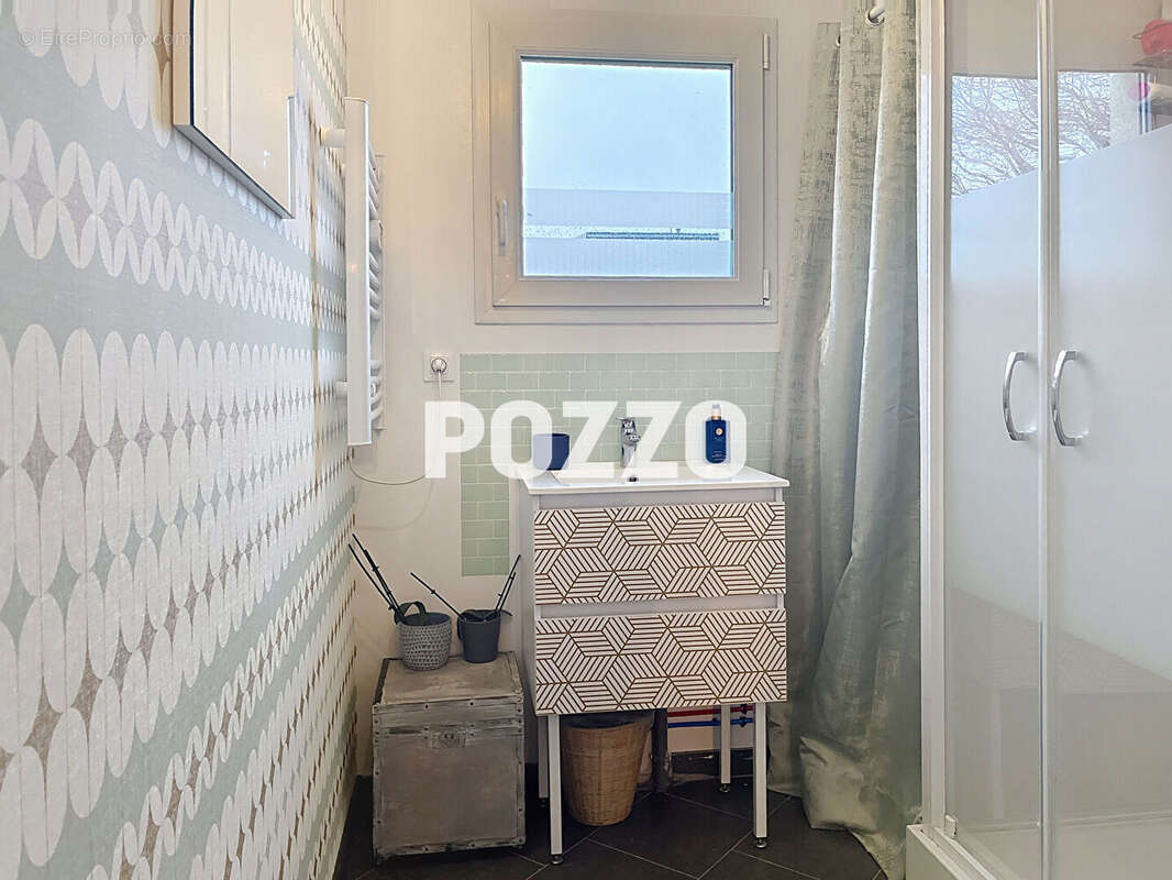Maison - 5 pièces - 4 chambres - 148 m² - jardin - garage - Saint-Lô ouest - photo 16