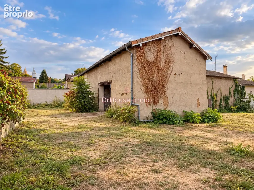 Maison 4 pièces 128 m² à vendre à Montmerle-Sur-Saone (01090) - photo 4