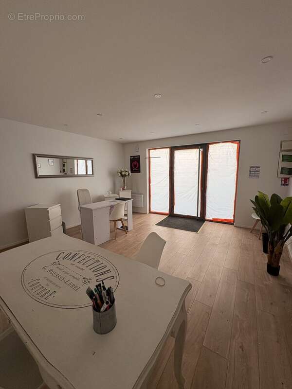 Appartement à CHALAMONT