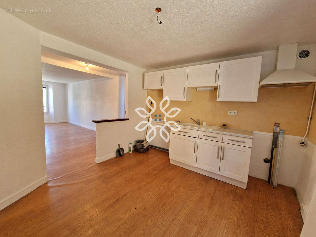 Appartement à PAULHAGUET