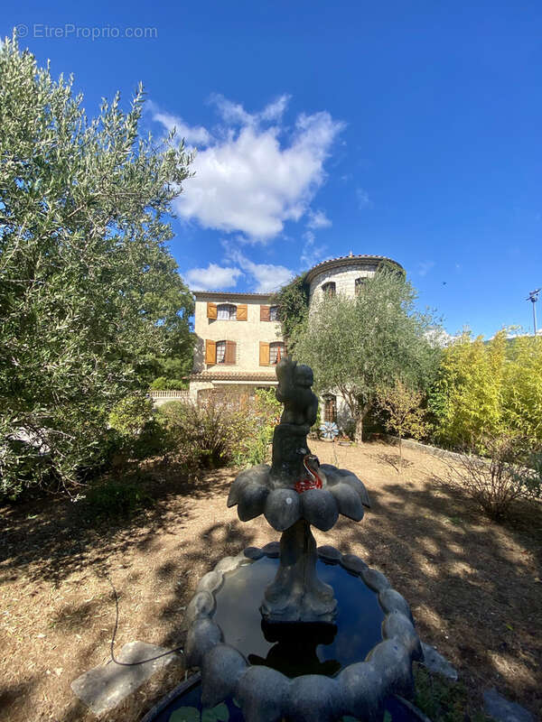 Maison à DRAGUIGNAN