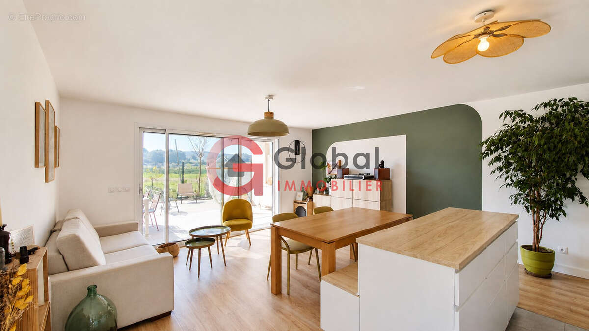 Appartement à LANCON-PROVENCE