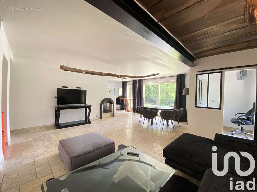 Photo 3 - Maison à GIRONVILLE-SUR-ESSONNE