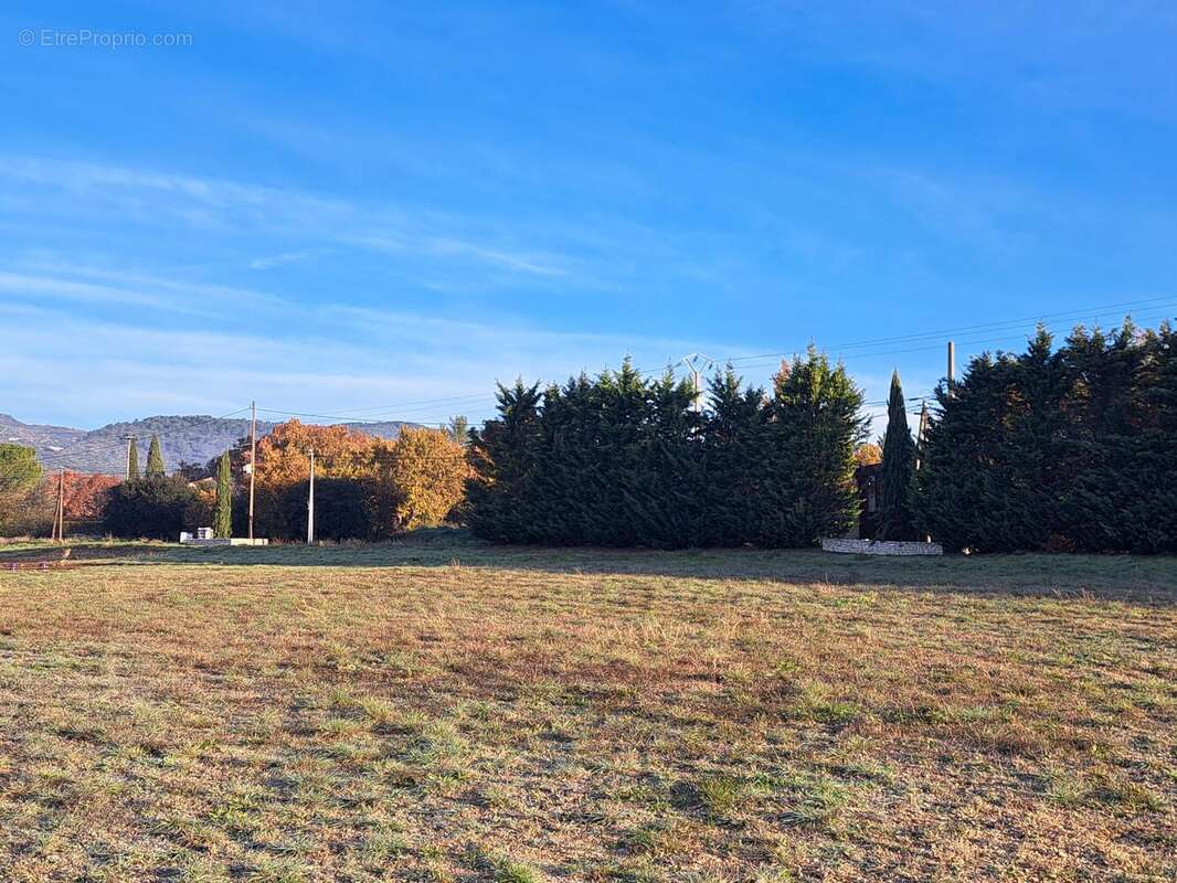 Photo 3 - Terrain à GORDES