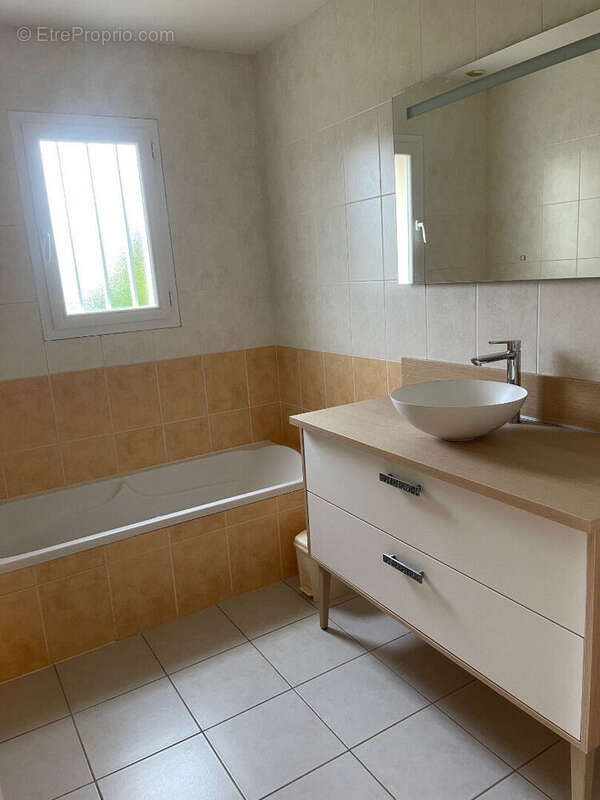 Maison à SAINT-MARS-DU-DESERT