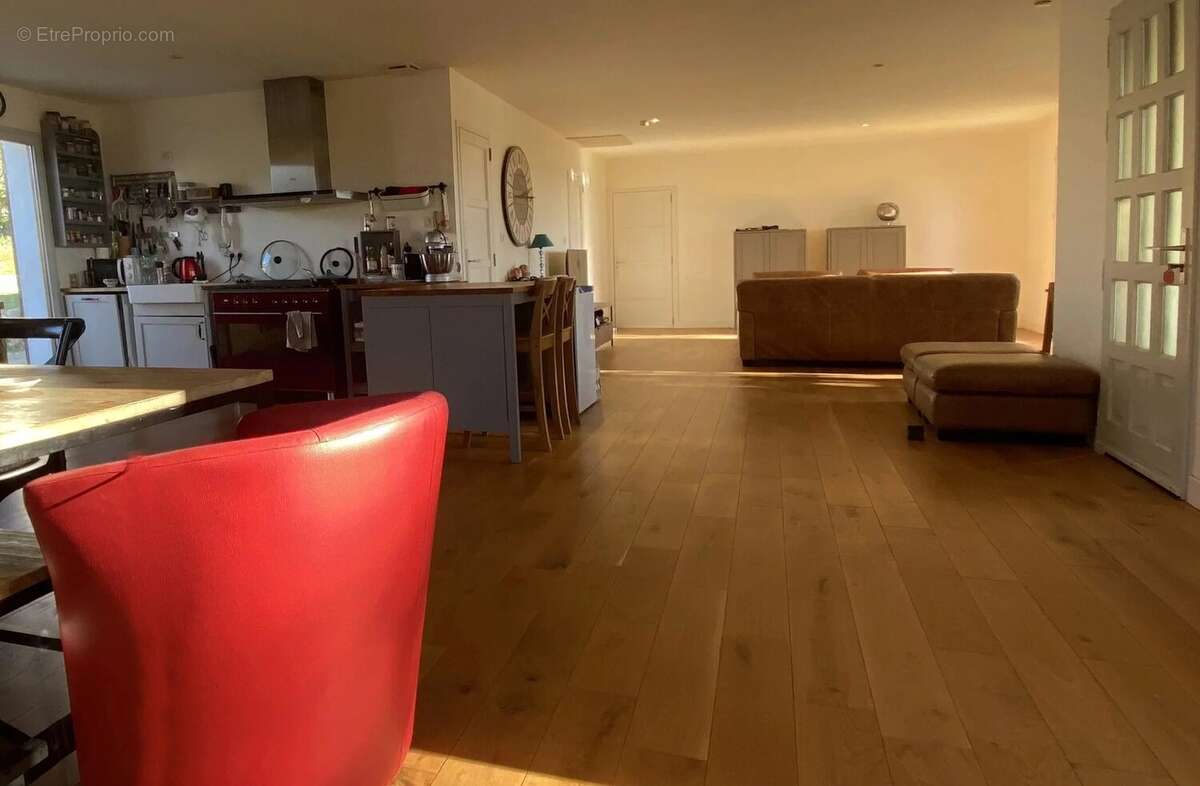 Maison à CASTILLONNES