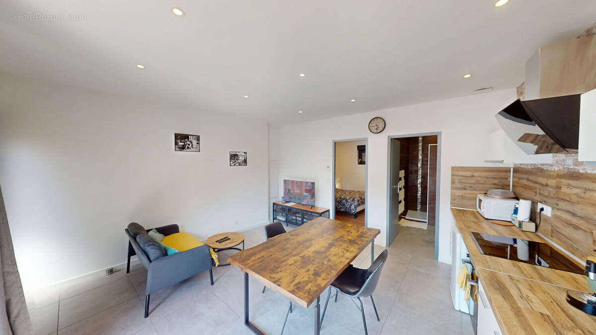 Appartement à GIERES