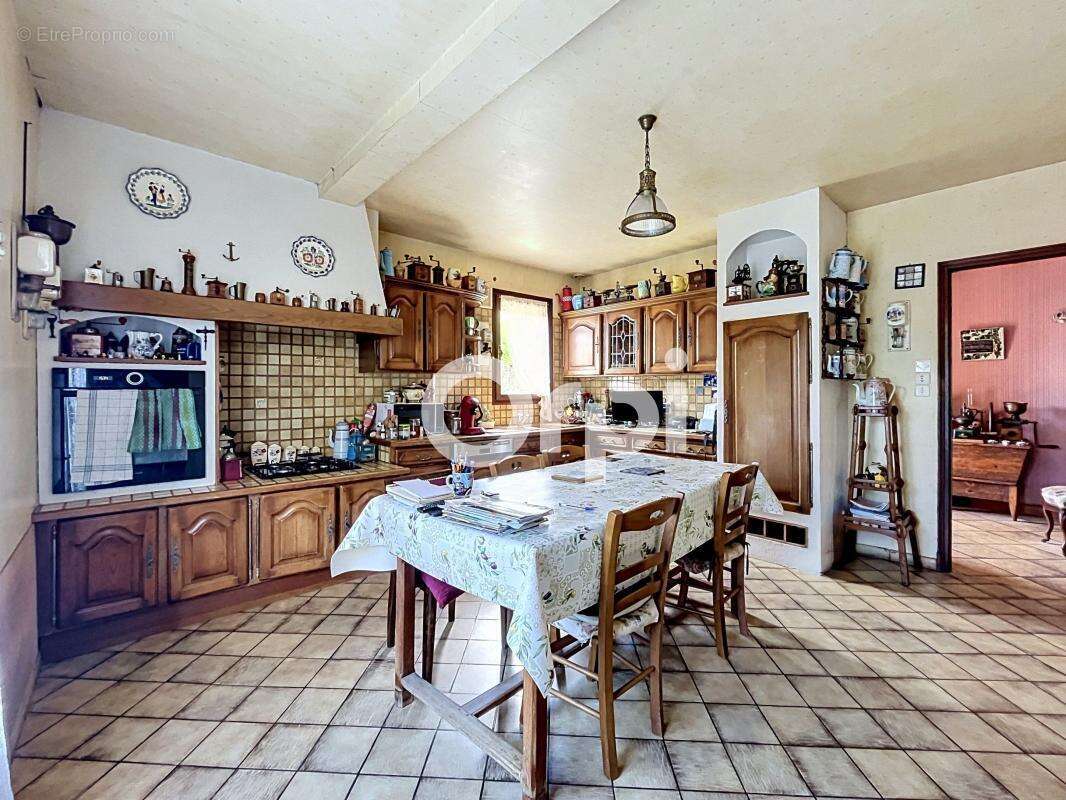 Maison à COSNAC